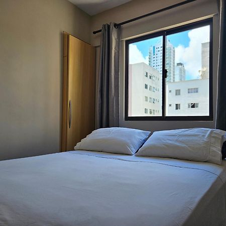 2 Quartos A 200Mts Praia Central, Garagem, Churrasqueira, Wi-Fi 90 Mbps, Pet Friendly บัลเนอาริโอ กังโบริว ภายนอก รูปภาพ