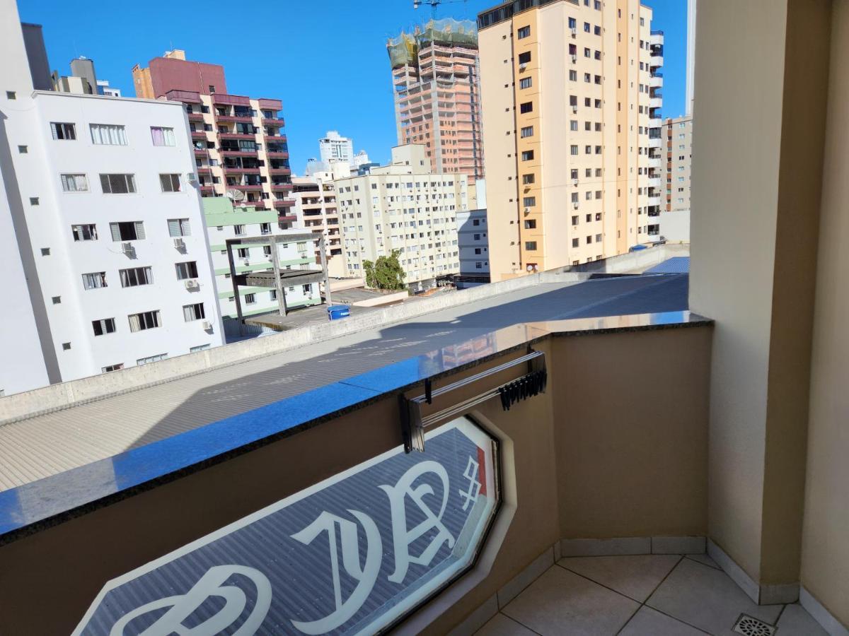 2 Quartos A 200Mts Praia Central, Garagem, Churrasqueira, Wi-Fi 90 Mbps, Pet Friendly บัลเนอาริโอ กังโบริว ภายนอก รูปภาพ