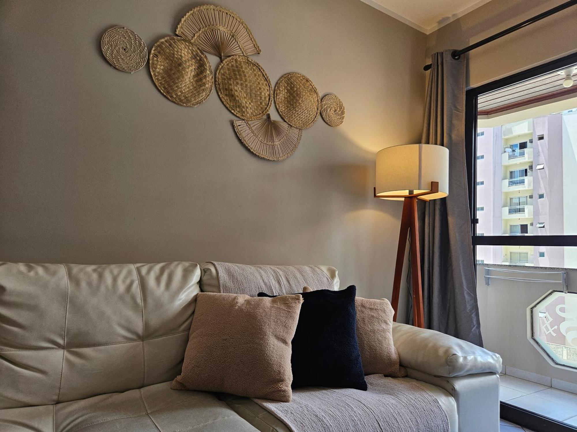 2 Quartos A 200Mts Praia Central, Garagem, Churrasqueira, Wi-Fi 90 Mbps, Pet Friendly บัลเนอาริโอ กังโบริว ภายนอก รูปภาพ
