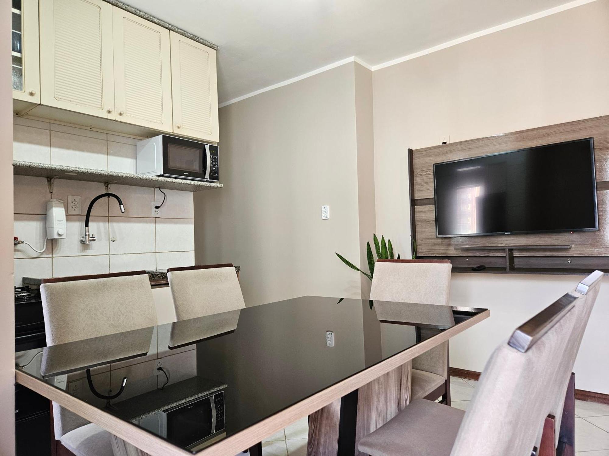 2 Quartos A 200Mts Praia Central, Garagem, Churrasqueira, Wi-Fi 90 Mbps, Pet Friendly บัลเนอาริโอ กังโบริว ภายนอก รูปภาพ