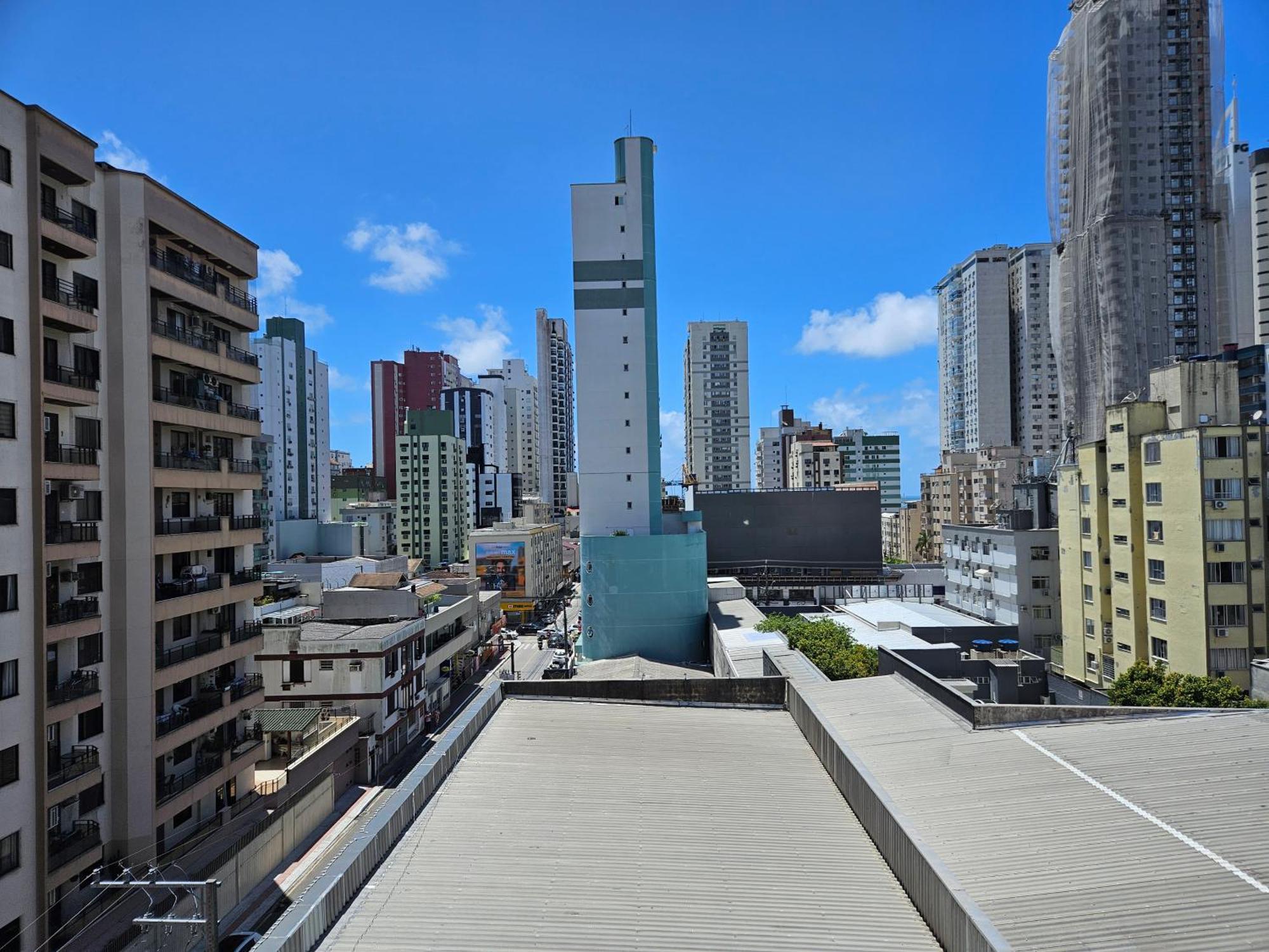 2 Quartos A 200Mts Praia Central, Garagem, Churrasqueira, Wi-Fi 90 Mbps, Pet Friendly บัลเนอาริโอ กังโบริว ภายนอก รูปภาพ