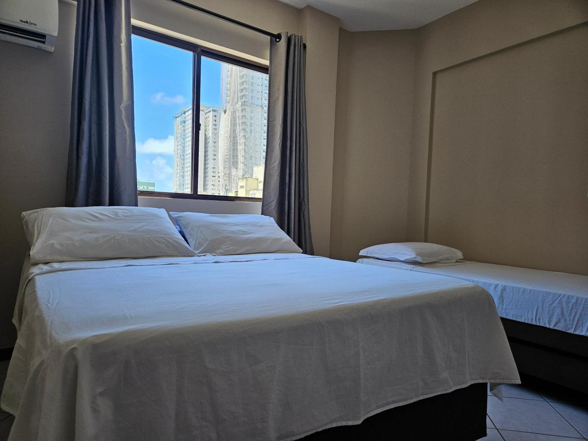 2 Quartos A 200Mts Praia Central, Garagem, Churrasqueira, Wi-Fi 90 Mbps, Pet Friendly บัลเนอาริโอ กังโบริว ภายนอก รูปภาพ